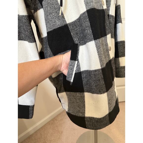 Divided H&M black/white plaid hooded jacket, size small - Picture 8 of 15